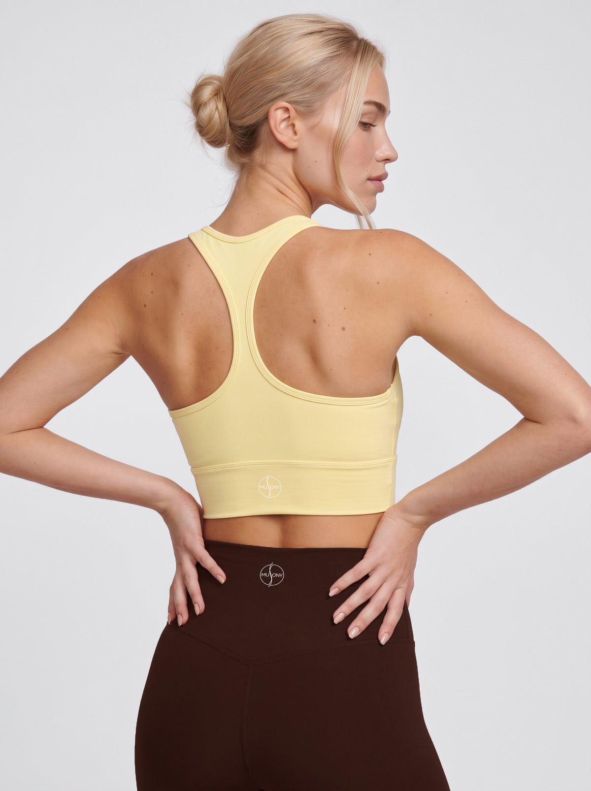 Top racerback – żółty
