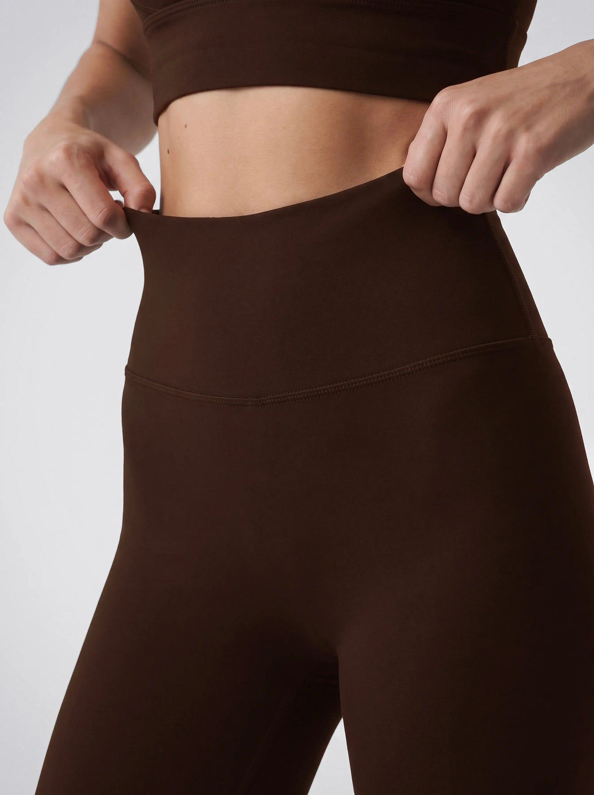 Legginsy – czekoladowe