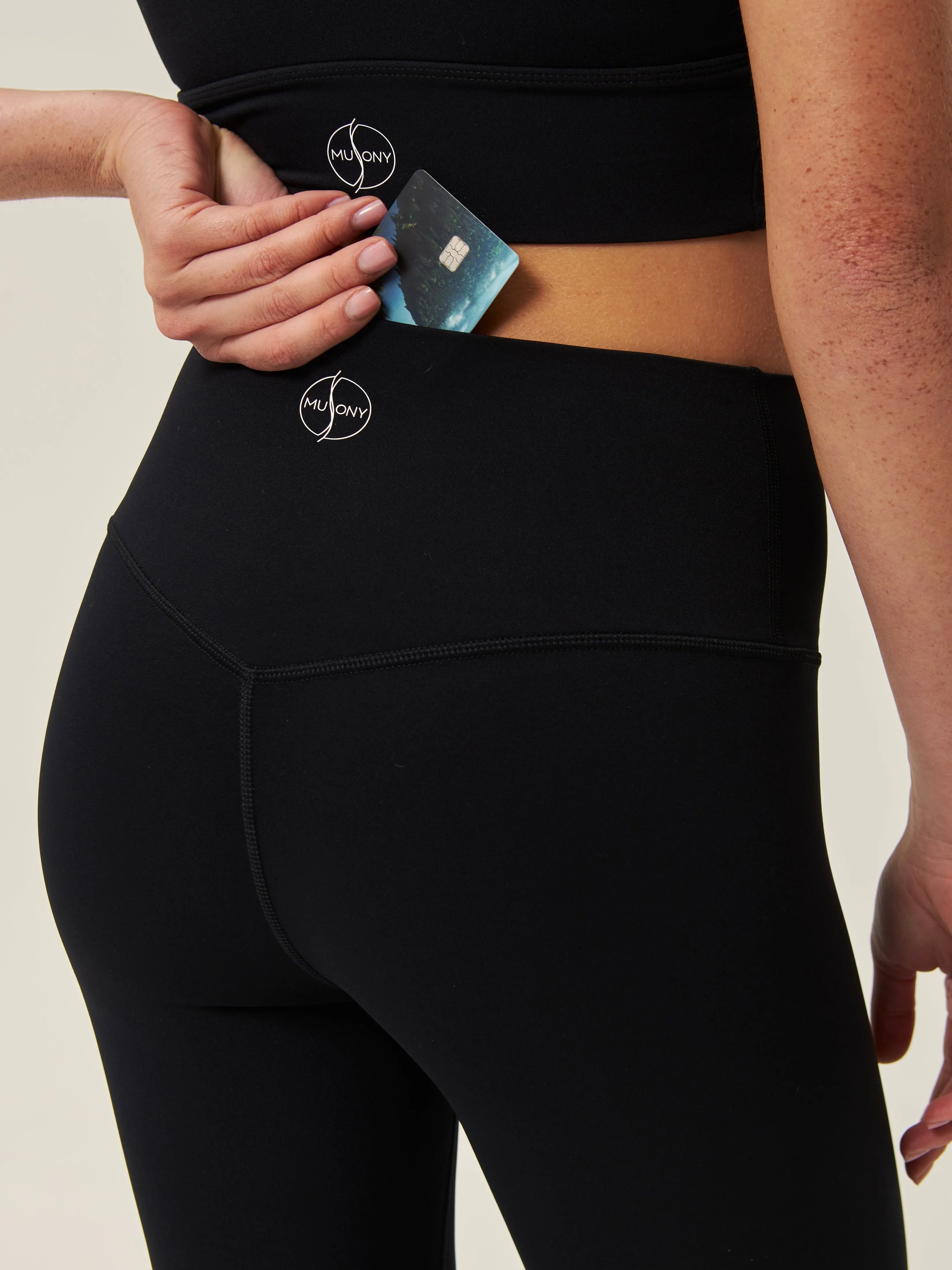 Legginsy sportowe czarne