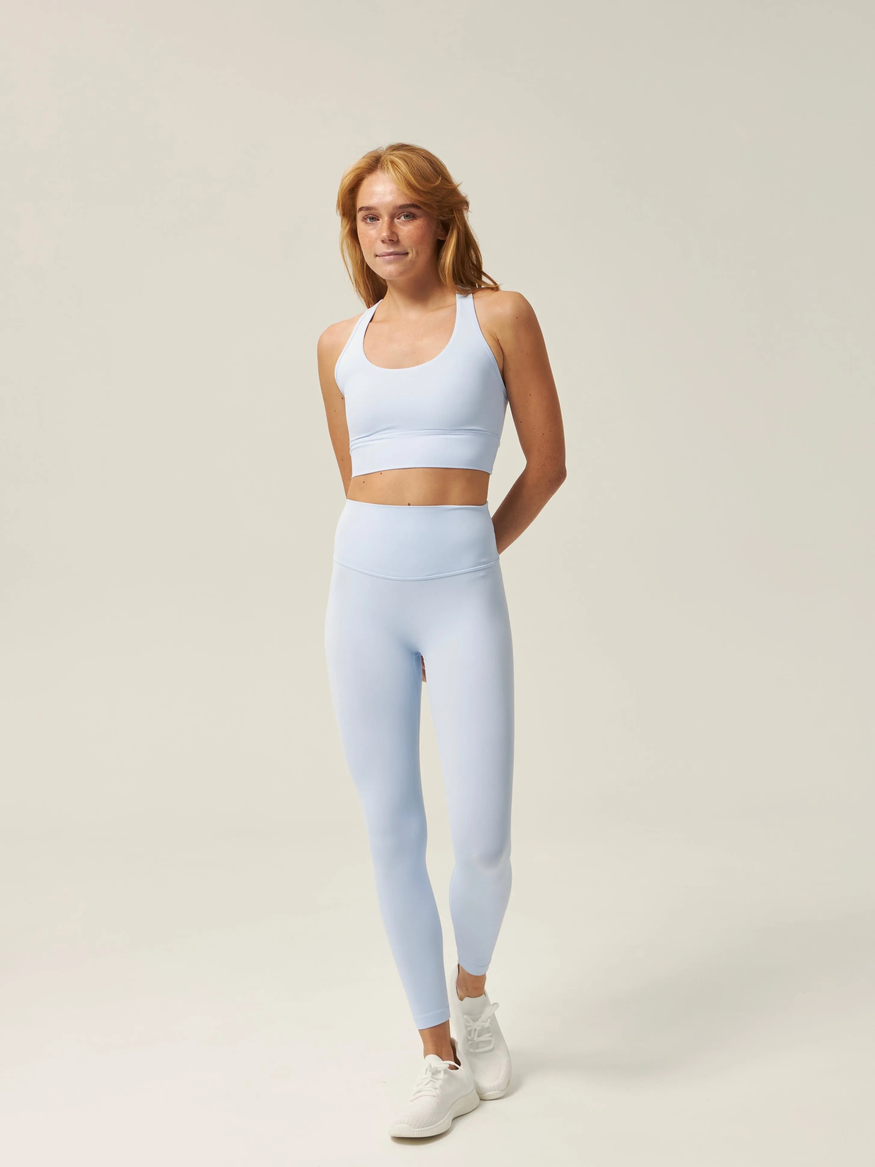 Top sportowy „Racerback”