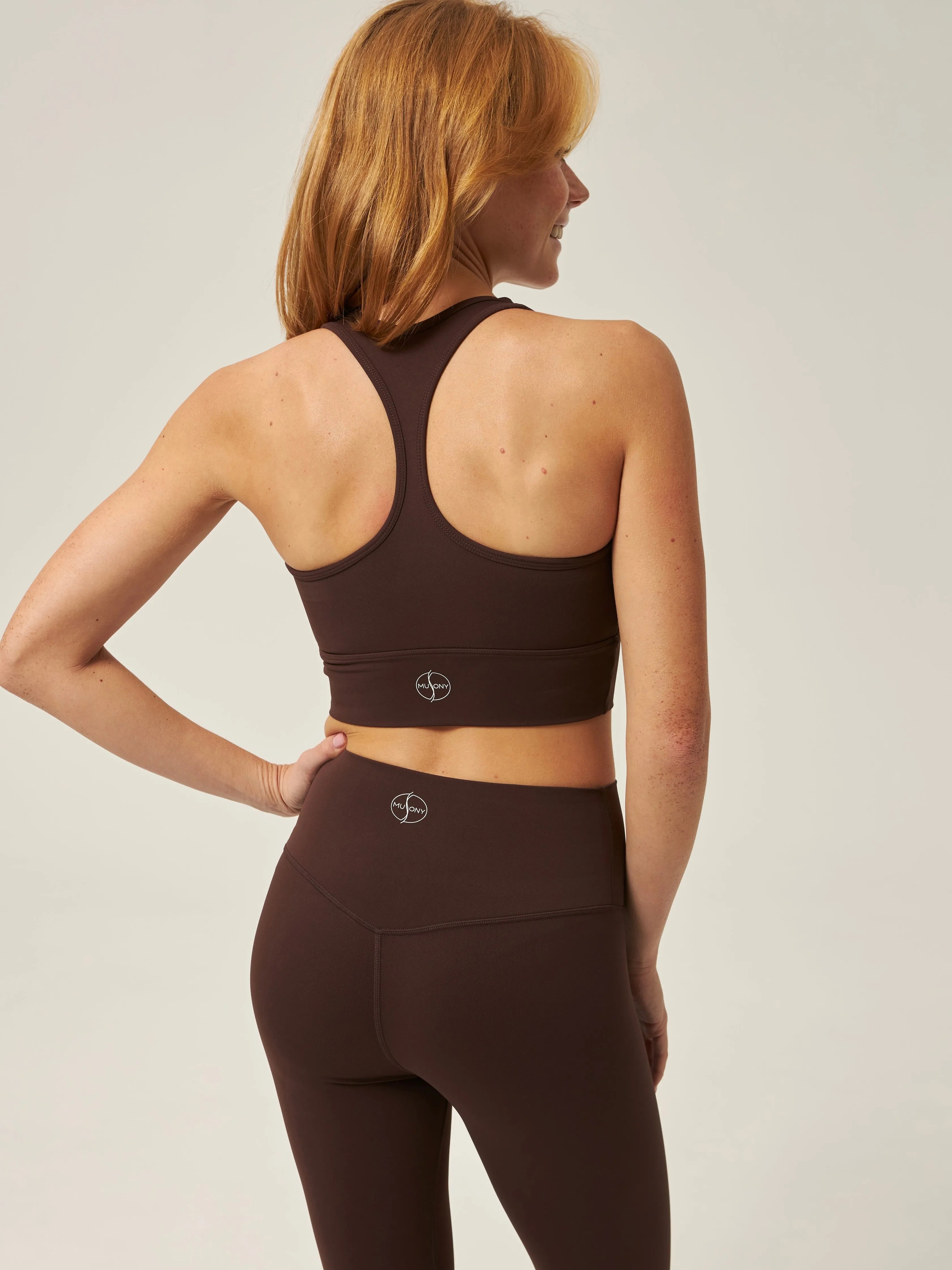 Top sportowy „Racerback”