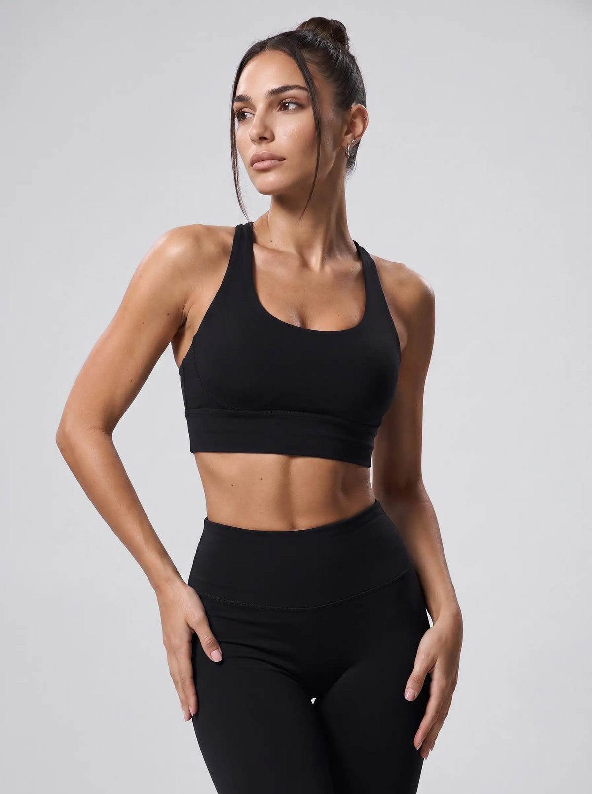 Top racerback – czarny