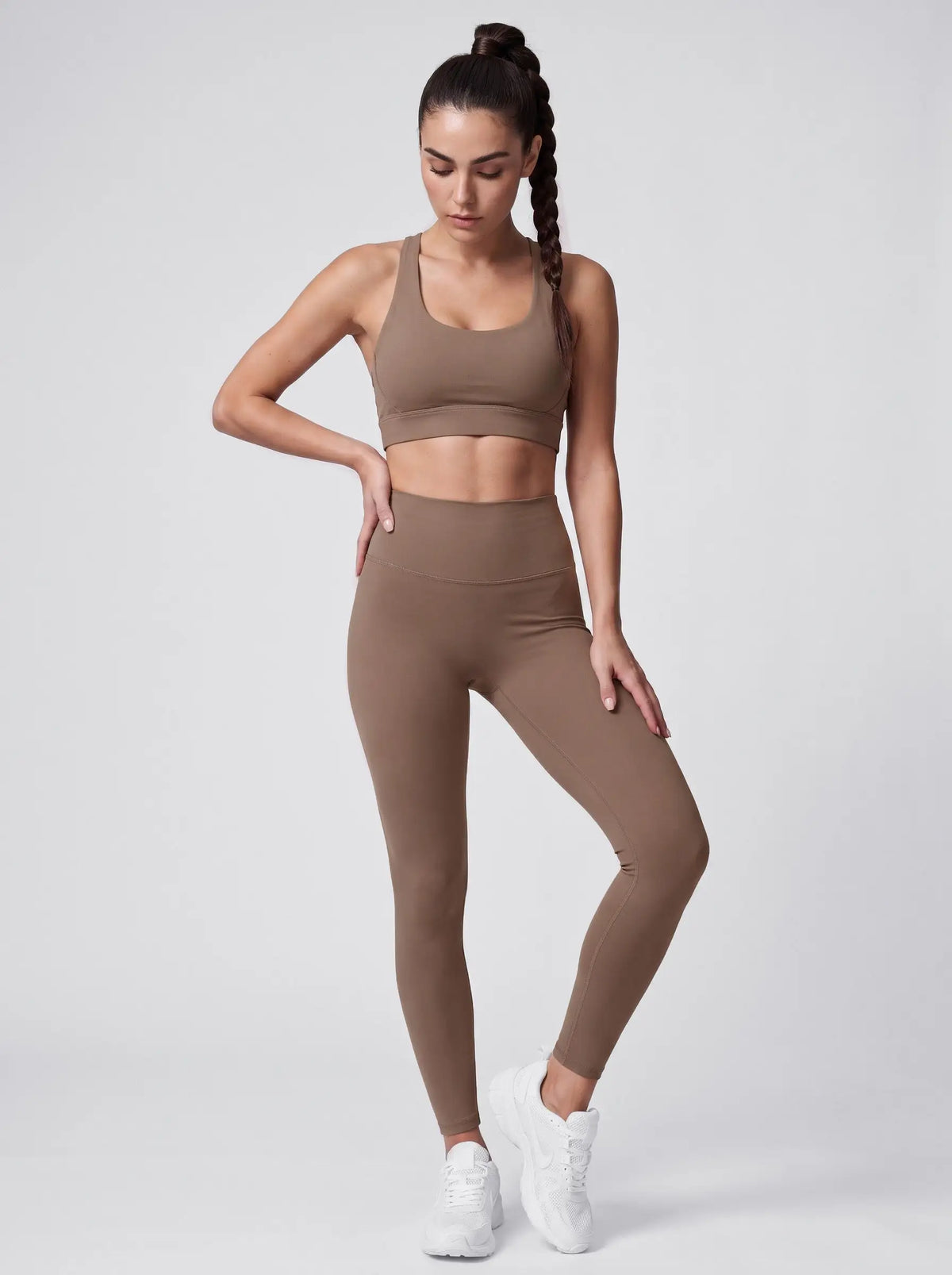 Legginsy – beżowe