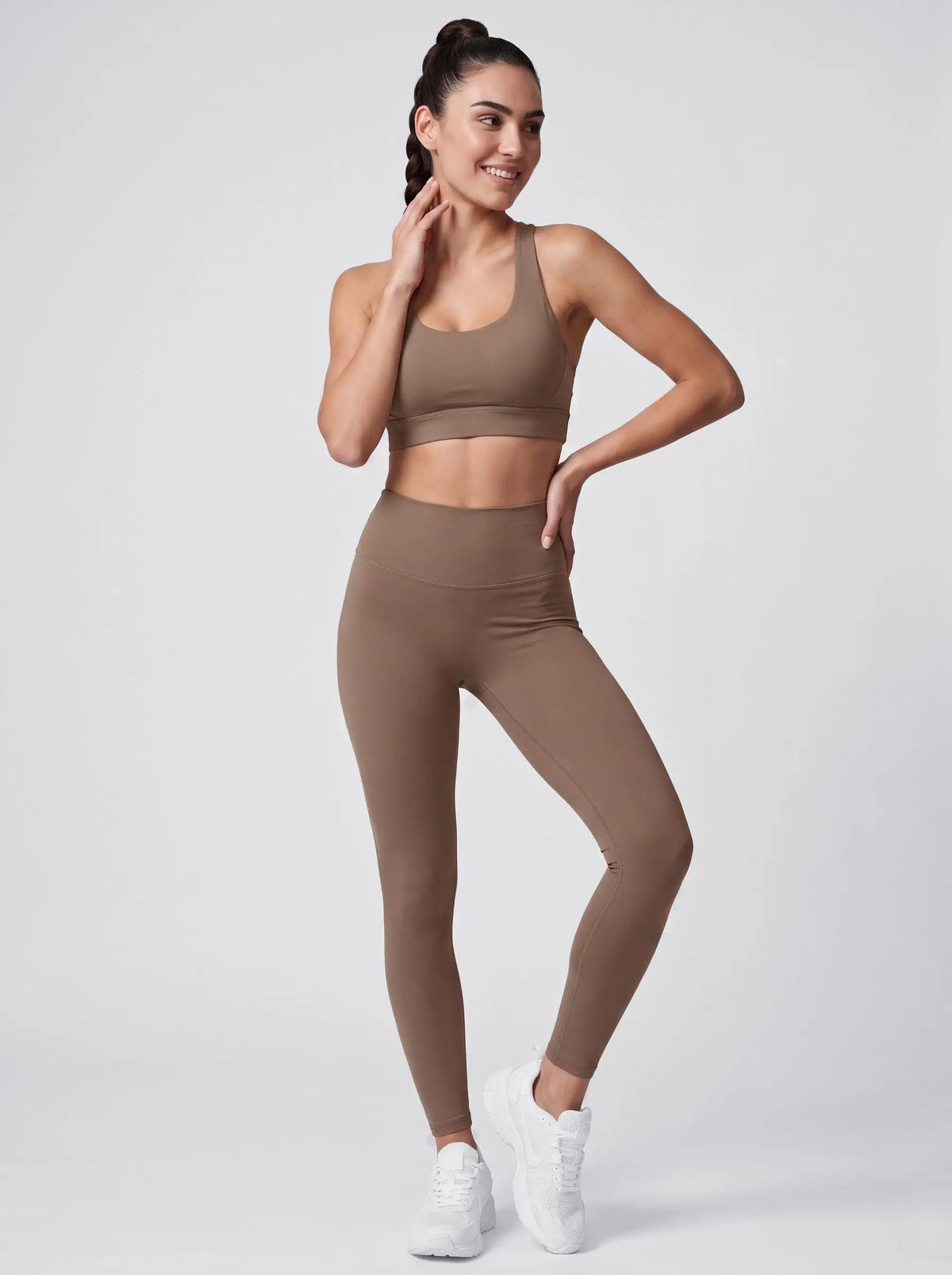 Legginsy – beżowe