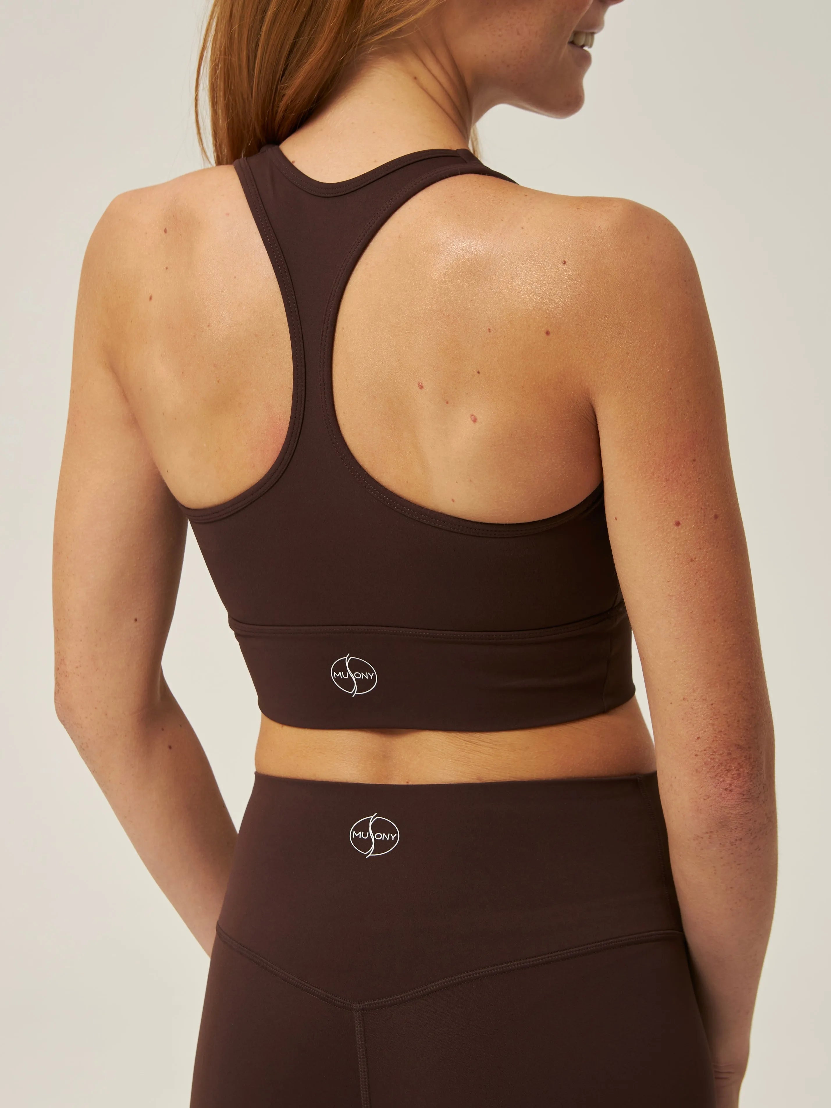 Top sportowy „Racerback”