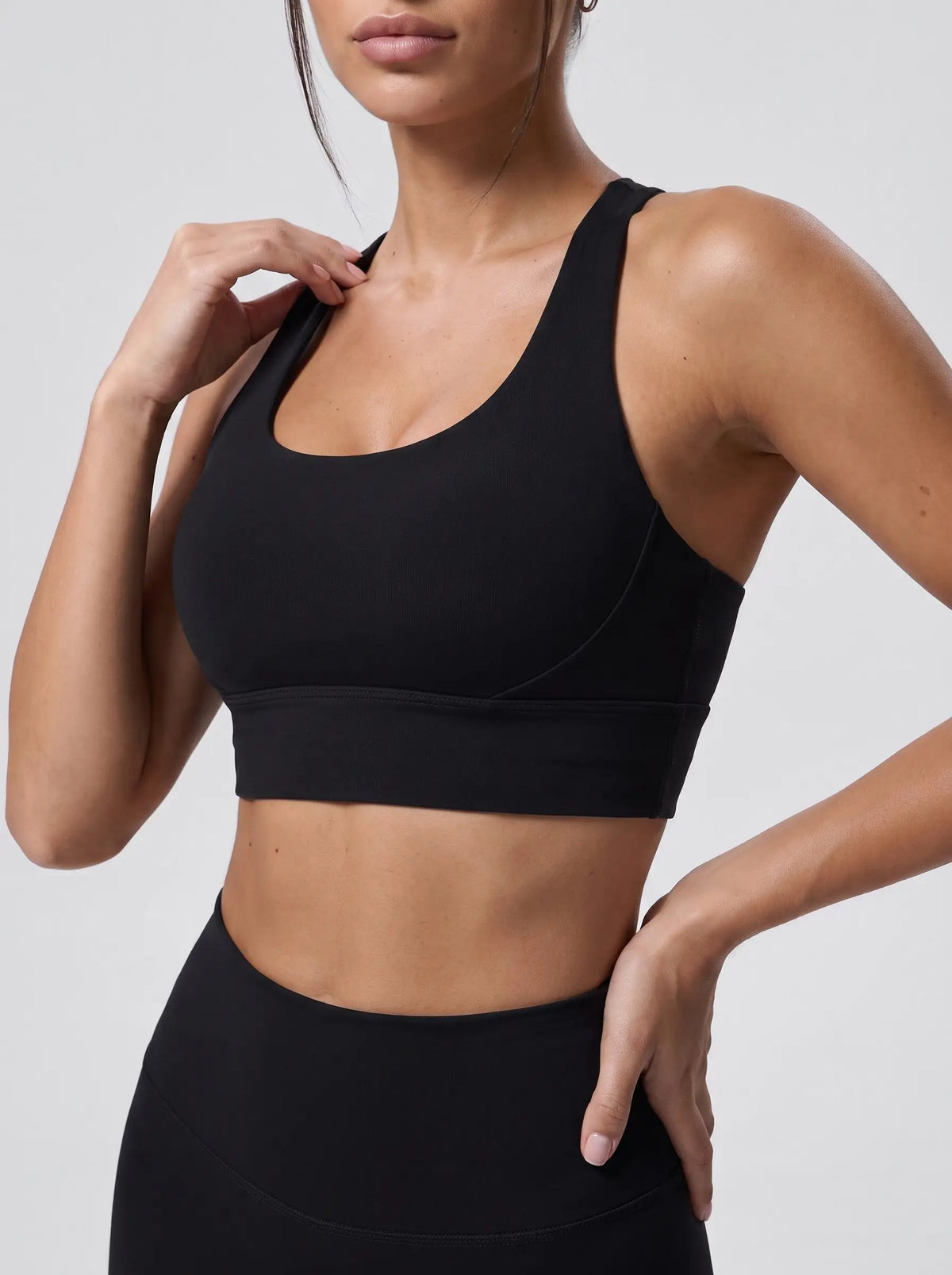 Top racerback – czarny